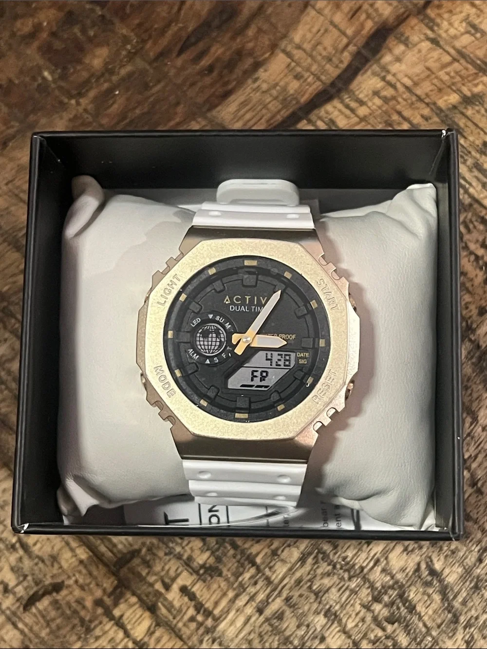 Activa Unisex Recon X Invicta Digital Watch - White Strap & Gold Bezel - Picture 5 of 7